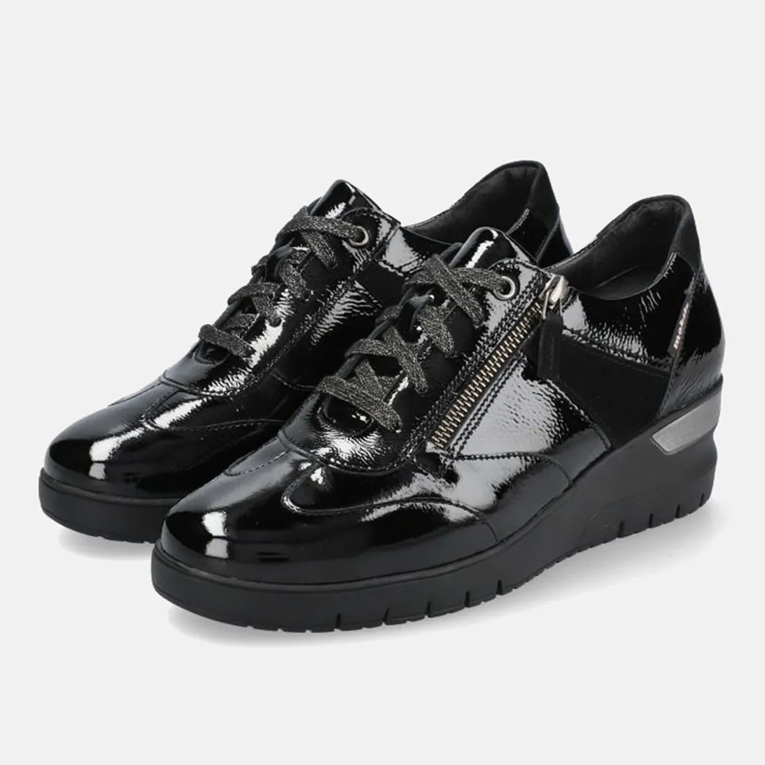 Sneakers da donna Kiliana Mephisto in pelle nera con zip